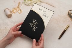 Lüks Düğün Davetiyesi 5131 – Altın Yaldızlı, Zarflı, Baskı Dahil (100 Adet)